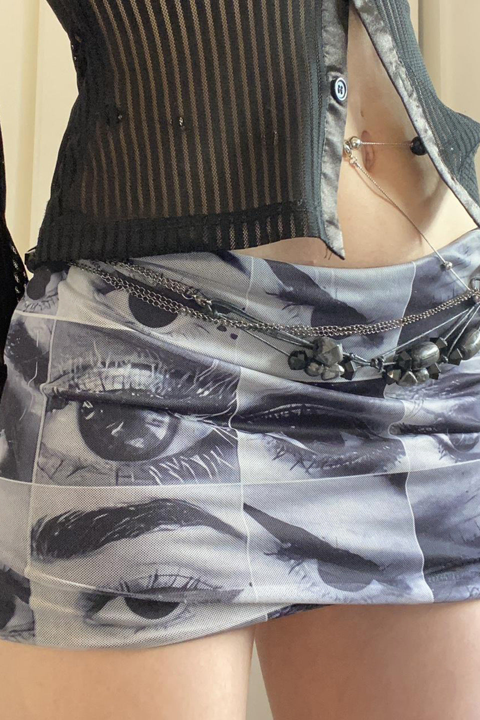 Winter to Summer Outfit po, Y2K Mesh Patterned Slim Skirt